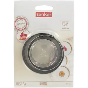 Round and Fluted Cookie Cutters - Zenker