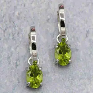 Hoop & Charms Oval Peridot - Alice Varini Jewelry