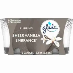 Sheer Vanilla Embrace Candle - Glade