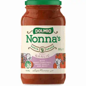 Nonna's Roast Garlic Pasta Sauce - Dolmio