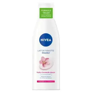 Sweet Almond Oil Cleansing Milk for Dry & Sensitive Skin - Nivea
