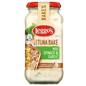 Tuna Bake with Spinach & Garlic Pasta Sauce - Leggo's