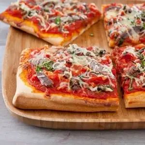 Anchovy Pizza Sliced - Bassac Farm