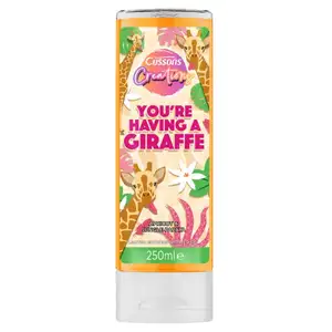 Having a Giraffe Shower Gel - Cussons Creations
