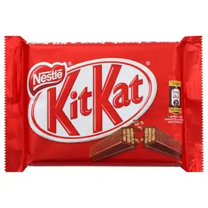 Kit Kat trio - Kit Kat