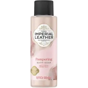 Mallow & Rose Milk Pampering Bath Soak - Imperial Leather