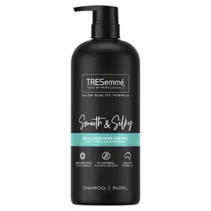 Smooth & Silky Shampoo - Tresemmé